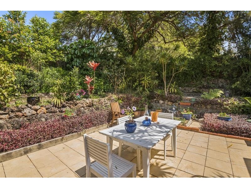 34 Stapylton Street, Coolangatta QLD 4225