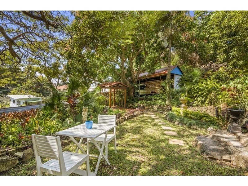 34 Stapylton Street, Coolangatta QLD 4225