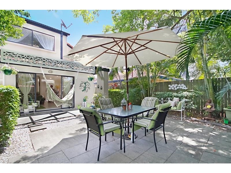 1/19 Bali Avenue, Palm Beach QLD 4221