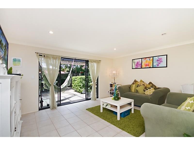 1/19 Bali Avenue, Palm Beach QLD 4221