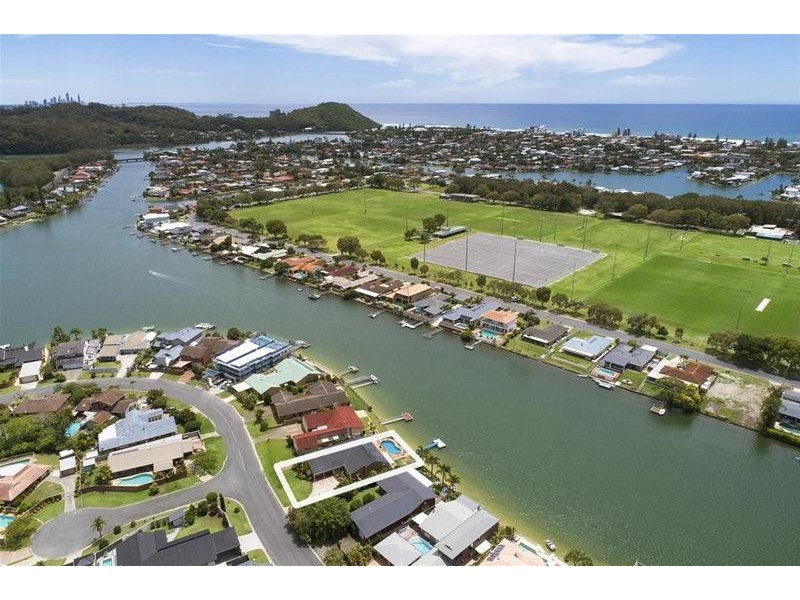 17 Dogwood Drive, Palm Beach QLD 4221