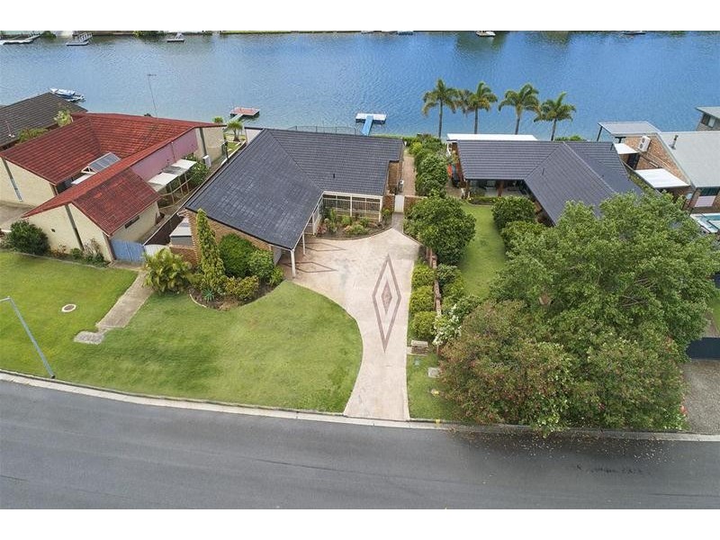 17 Dogwood Drive, Palm Beach QLD 4221