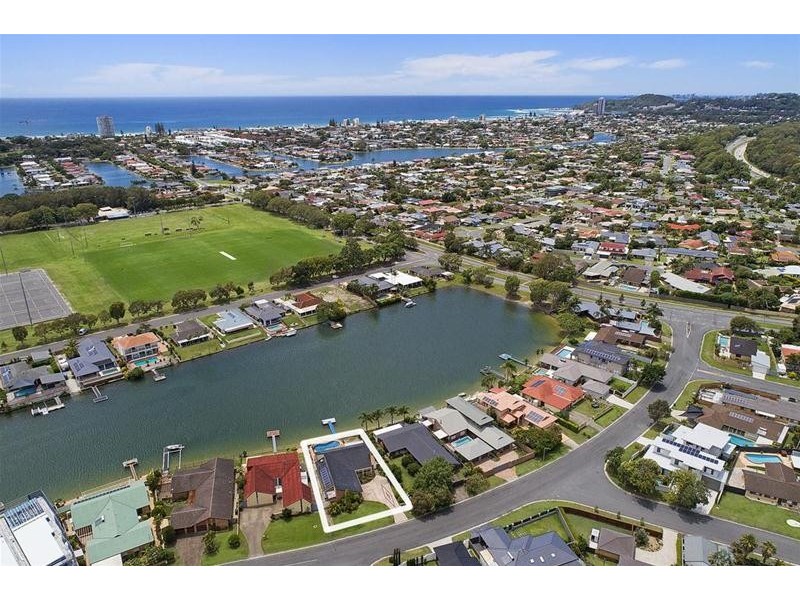 17 Dogwood Drive, Palm Beach QLD 4221