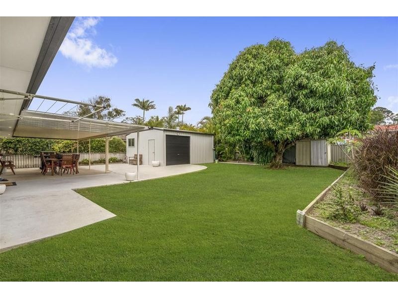 201 Mallawa Drive, Palm Beach QLD 4221