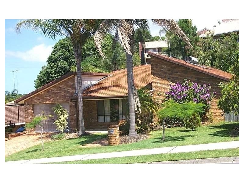 100 K P McGrath Drive, Elanora QLD 4221