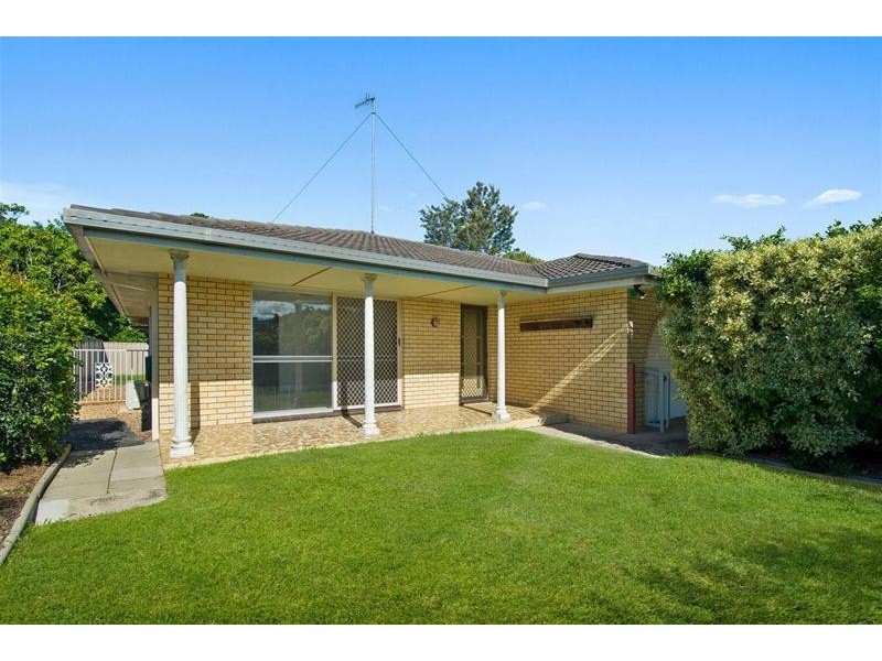 4 Cuba Avenue, Palm Beach QLD 4221