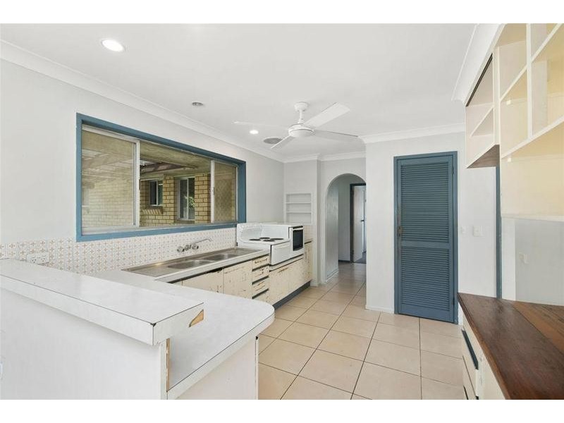 4 Cuba Avenue, Palm Beach QLD 4221