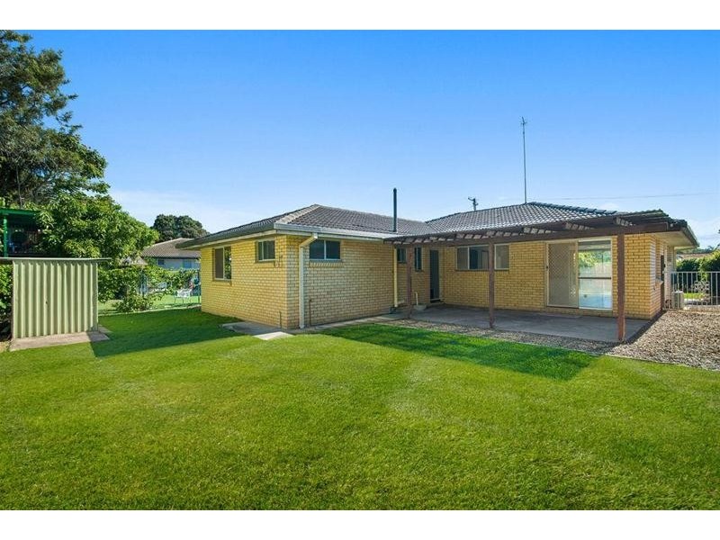 4 Cuba Avenue, Palm Beach QLD 4221