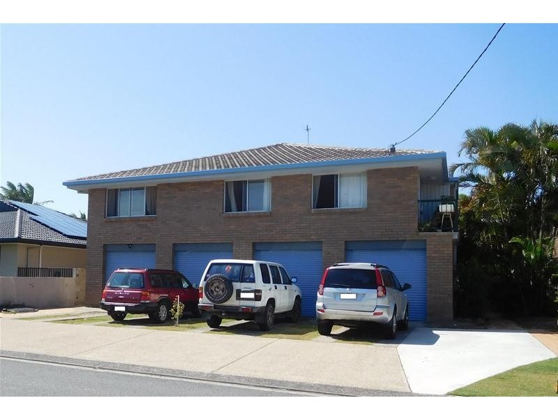 4/35 Boodera Road, Palm Beach QLD 4221