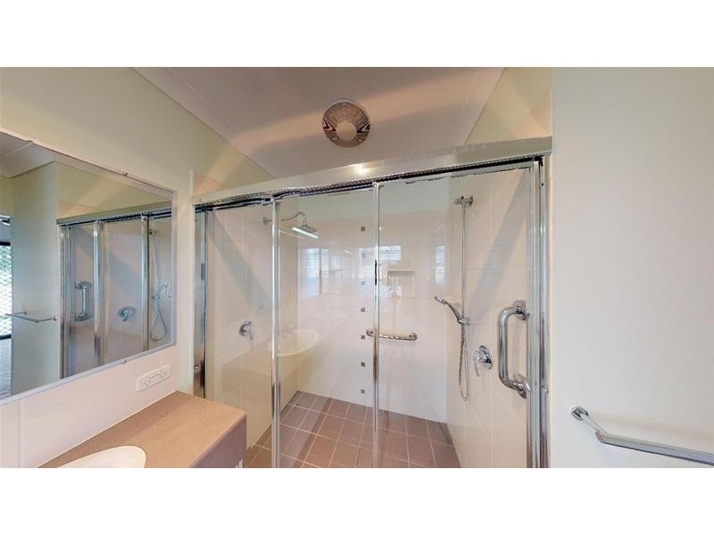 17 Daintree Close, Banora Point NSW 2486