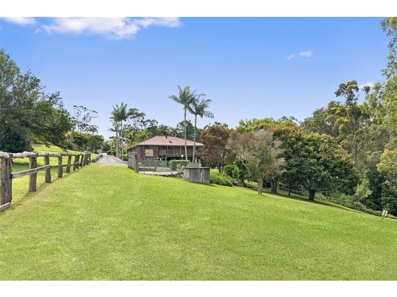 34 Westminster Boulevard, Elanora QLD 4221