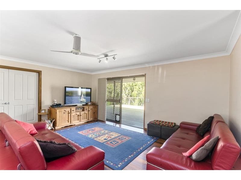 34 Westminster Boulevard, Elanora QLD 4221