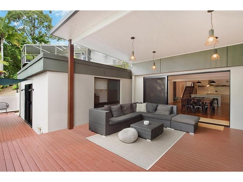 5 Illyria  Street, Currumbin Waters QLD 4223