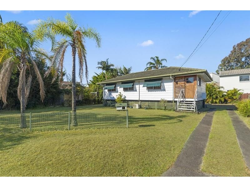 26 Riverside Drive, Currumbin Waters QLD 4223