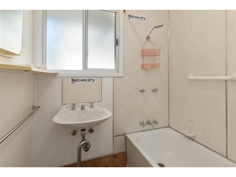 26 Riverside Drive, Currumbin Waters QLD 4223