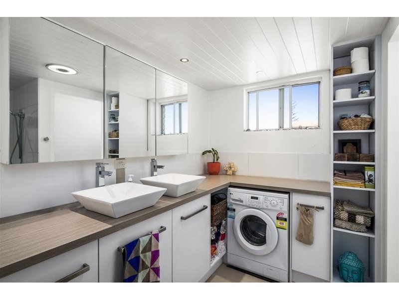 4/1177 Gold Coast Highway, Palm Beach QLD 4221