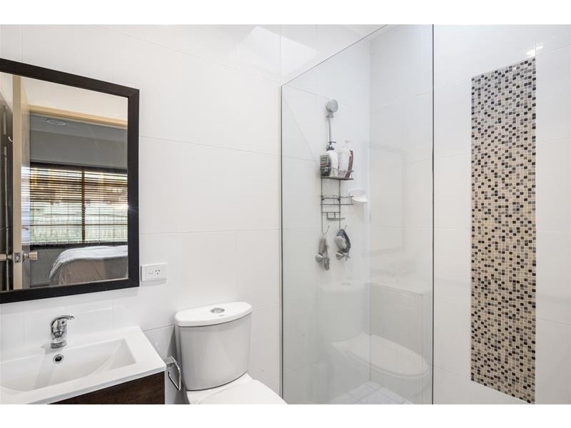 13 Kalamunda Close, Elanora QLD 4221