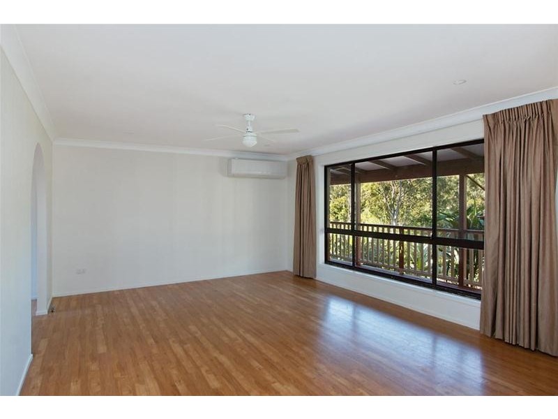 27 Coorabin Court, Tallebudgera QLD 4228