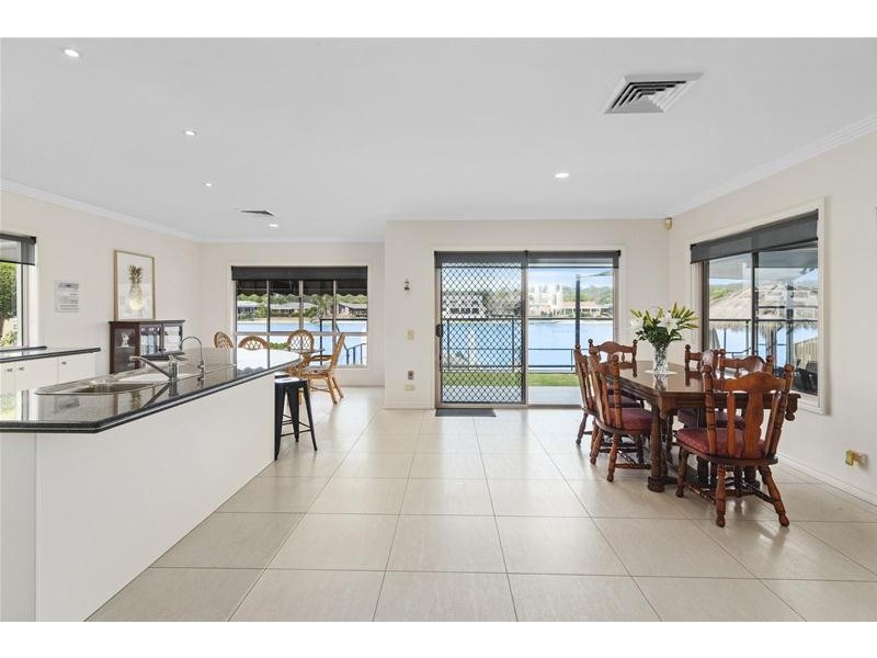 51 Dogwood Drive, Palm Beach QLD 4221