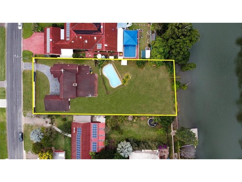 34 Tierney Drive, Currumbin Waters QLD 4223