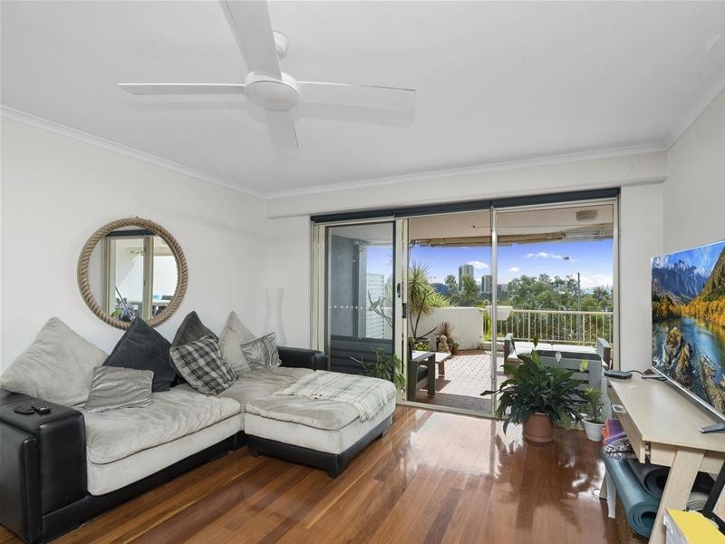 6/38 Duringan Street, Currumbin QLD 4223