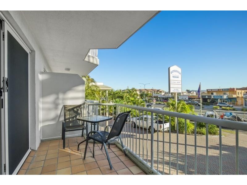 220/2007 Gold Coast  Highway, Miami QLD 4220