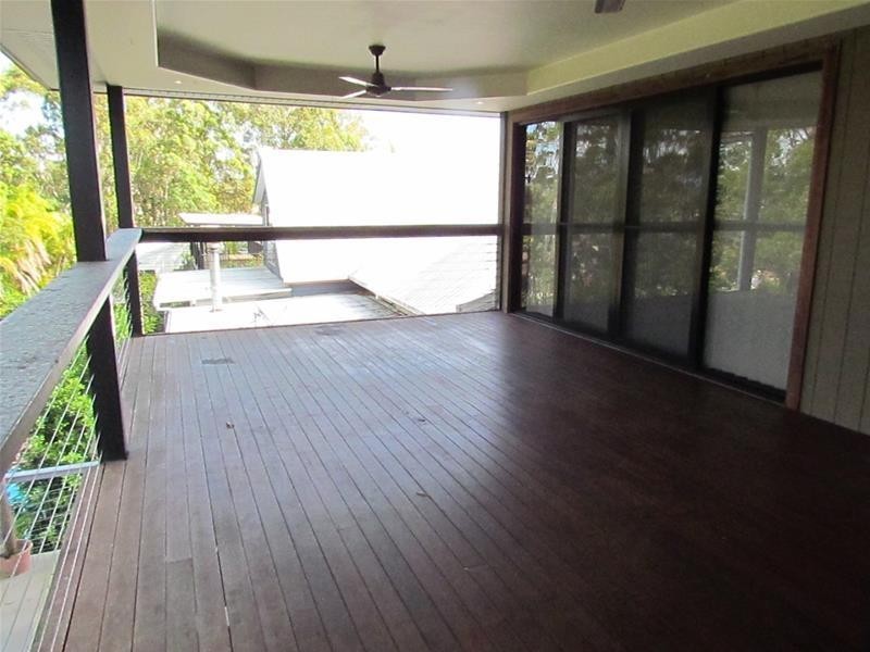 17 Kaffia Court, Elanora QLD 4221