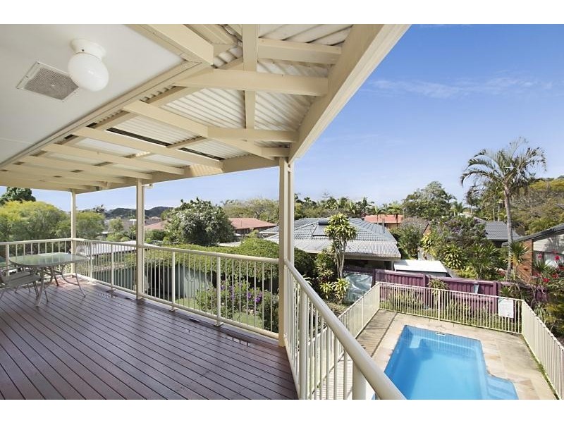 24 Sequoia Close, Elanora QLD 4221