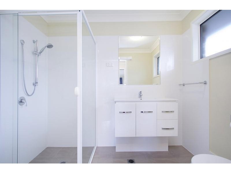 24 Sequoia Close, Elanora QLD 4221