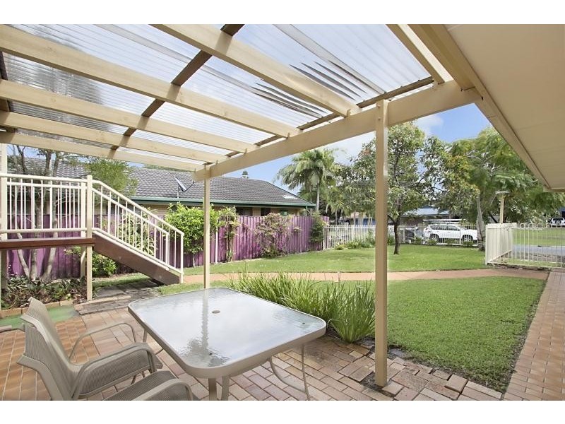 24 Sequoia Close, Elanora QLD 4221