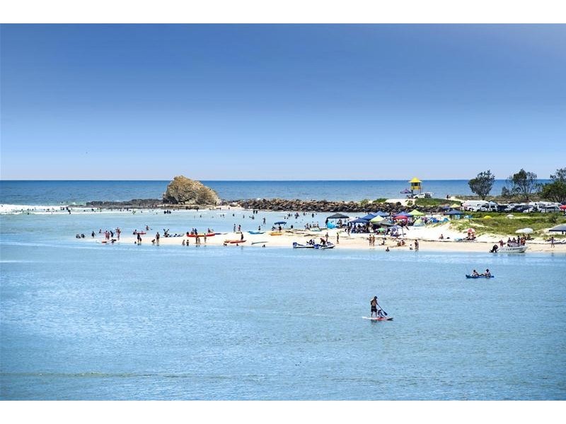 65 Galleon Way, Currumbin Waters QLD 4223