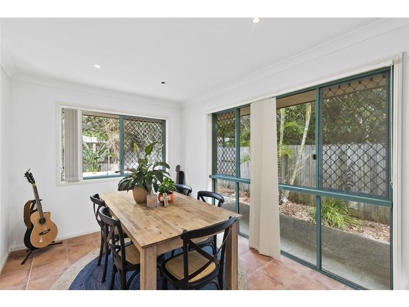 2/12 Janal Place, Currumbin Waters QLD 4223