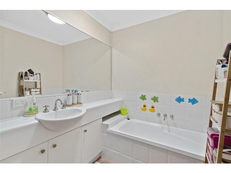 2/12 Janal Place, Currumbin Waters QLD 4223