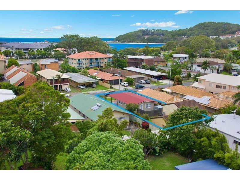 20 Molucca Avenue, Palm Beach QLD 4221