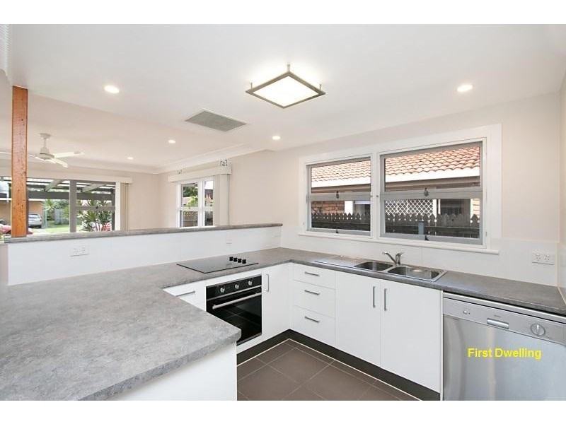 20 Molucca Avenue, Palm Beach QLD 4221