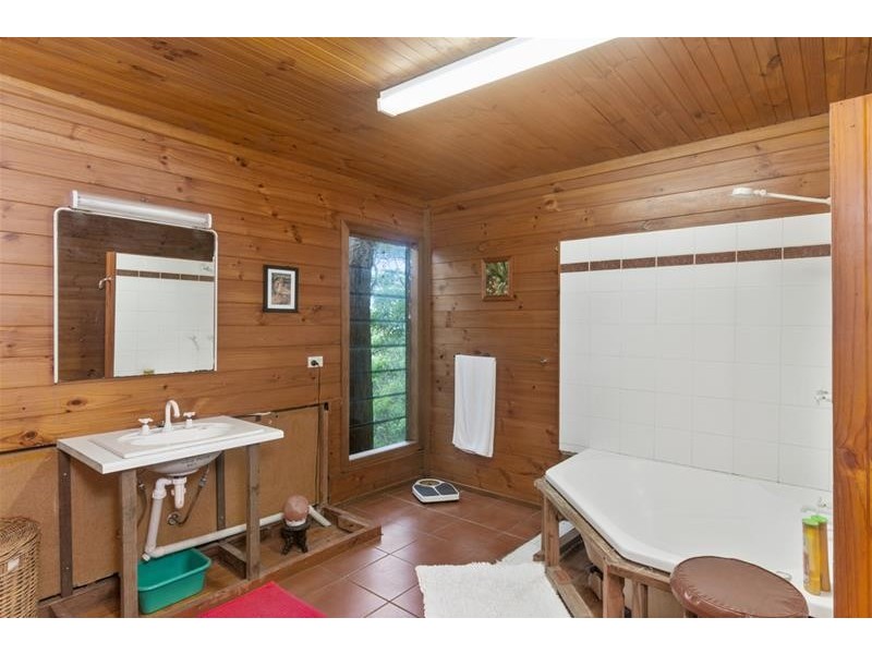 120 Simpsons Road, Currumbin Waters QLD 4223