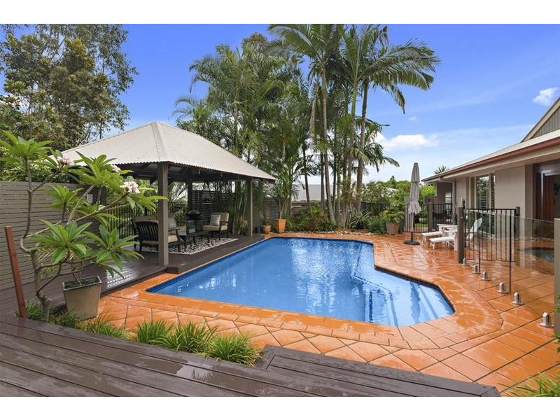 47 Hibertia Avenue, Elanora QLD 4221