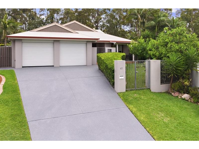 47 Hibertia Avenue, Elanora QLD 4221