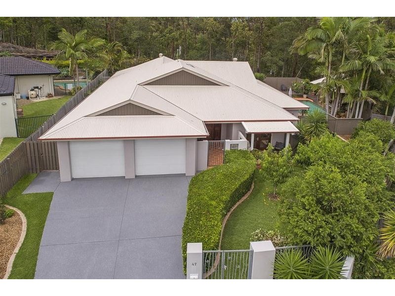 47 Hibertia Avenue, Elanora QLD 4221