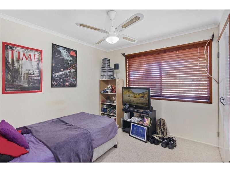 5 Currant Street, Elanora QLD 4221