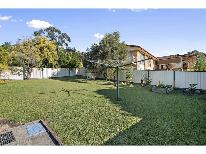 5 Currant Street, Elanora QLD 4221