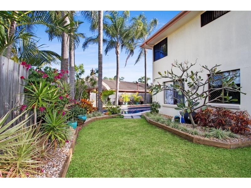 159 Murtha Drive, Elanora QLD 4221