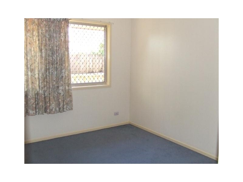 8 Cypress Terrace, Palm Beach QLD 4221