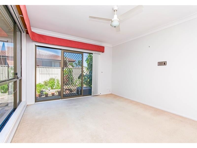 12 Cuckoo Crescent, Burleigh Waters QLD 4220