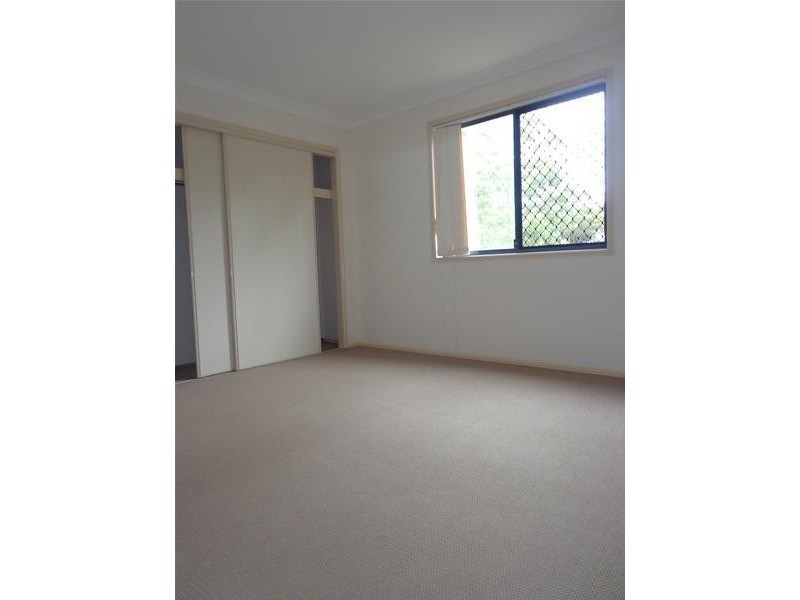 39 Hibertia Avenue, Elanora QLD 4221