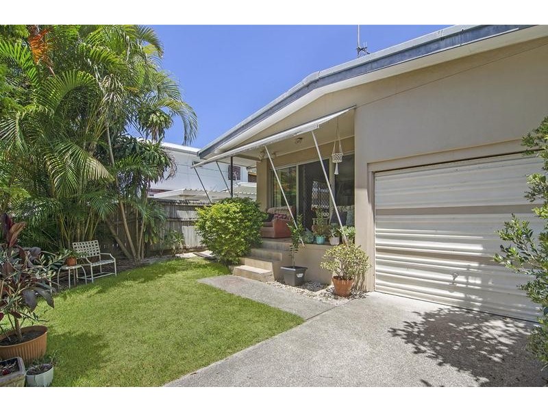 14 Ninth Avenue, Palm Beach QLD 4221