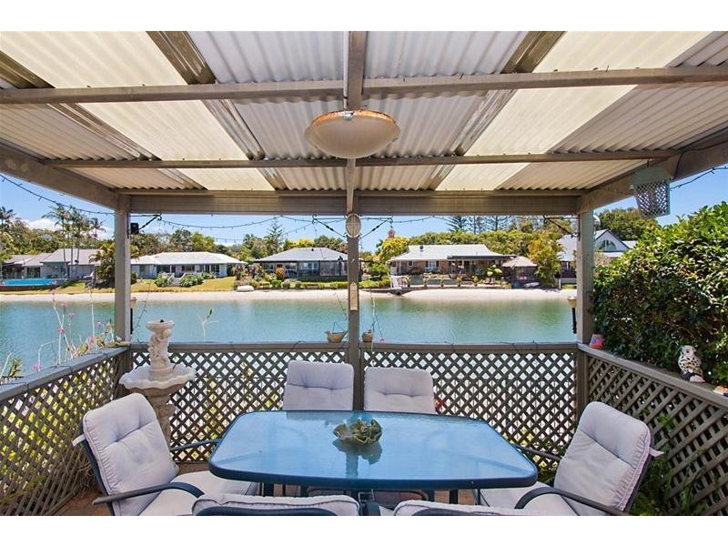 19 Murtha Drive, Elanora QLD 4221
