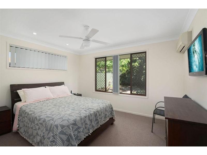 20 Seabrook Street, Elanora QLD 4221