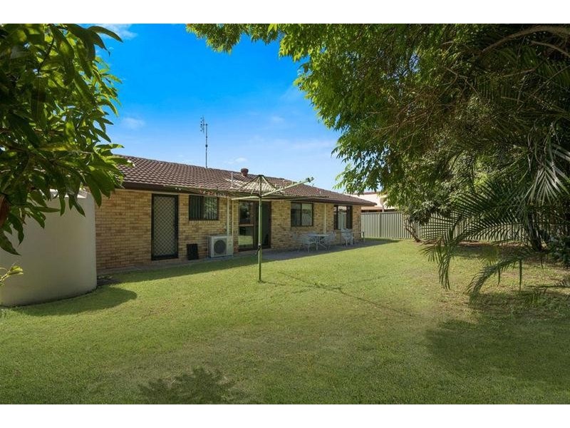 20 Seabrook Street, Elanora QLD 4221