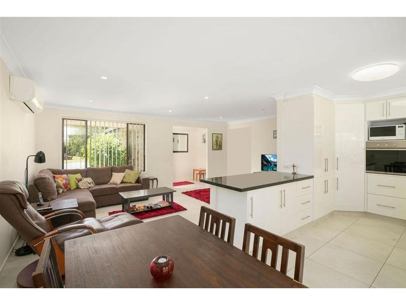 20 Seabrook Street, Elanora QLD 4221